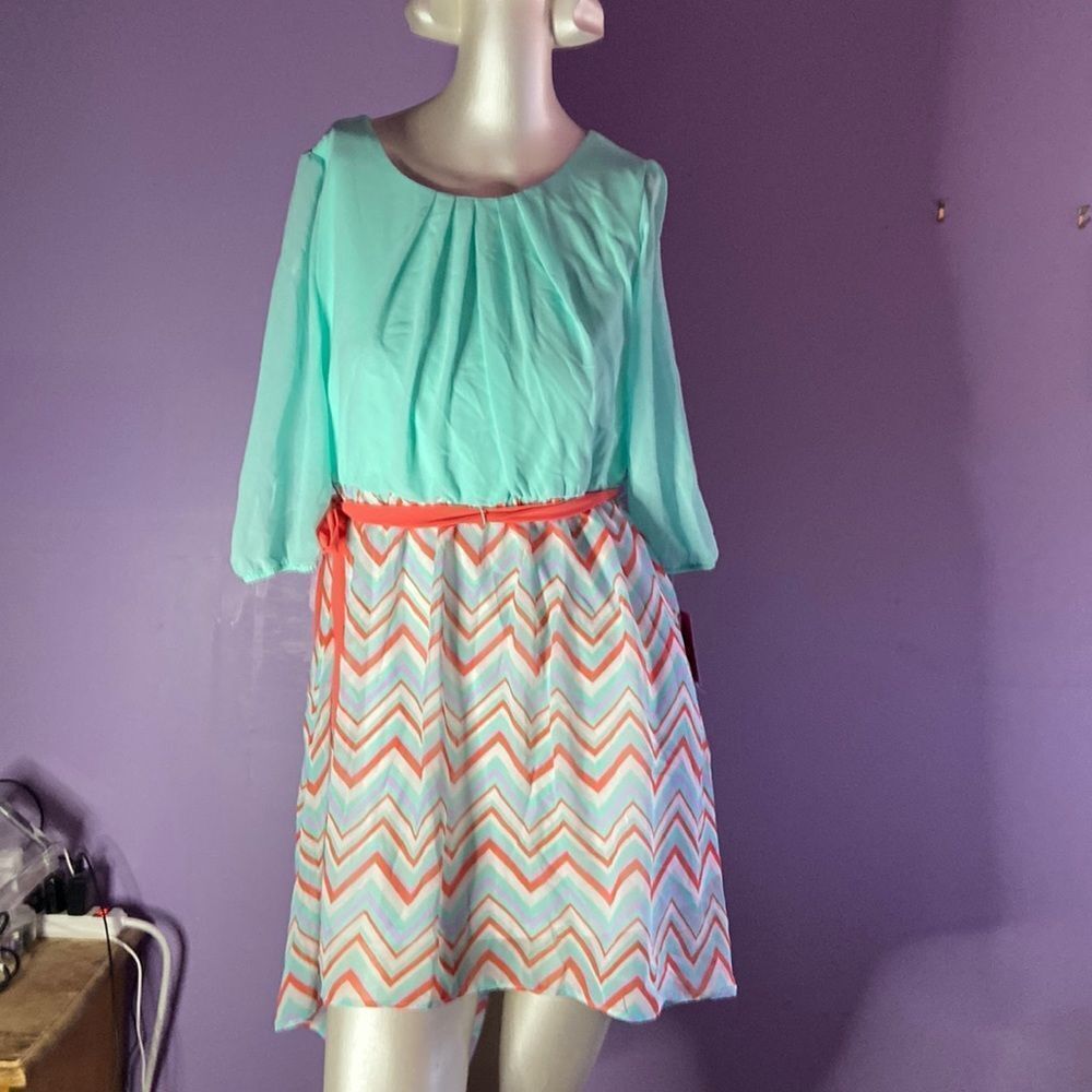 IZ Byer Girl Women's Mint Green Dress Chevron Pattern Size 16 Sleeveless Casual